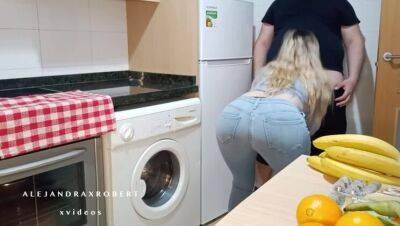 I SUCK AND FUCK MY step BROTHER IN THE KITCHEN AMATEUR REAL - veryfreeporn.com